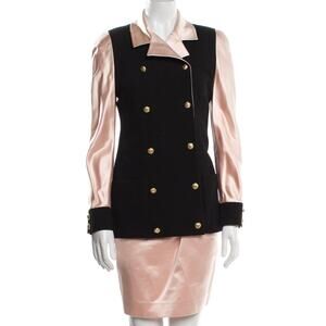 ❤️Chanel Vintage 1990 Skirt Suit Swt❤️